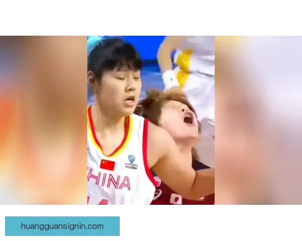 小宝生日快乐 李月汝分享庆祝照 自信微笑为自己干杯被爱环绕 小宝生日快乐 李月汝分享庆祝照 自信微笑为自己干杯被爱环绕